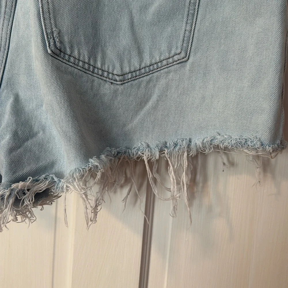 Madewell Relaxed Denim Light Wash Blue Shorts Raw Hem Size 16W
